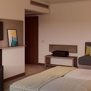 Habitación Estándar con 2 Camas Individuales